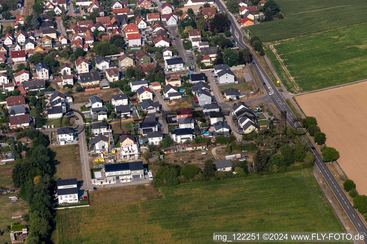 Enregistrement par drone de Minfeld dans le département Rhénanie-Palatinat, Allemagne