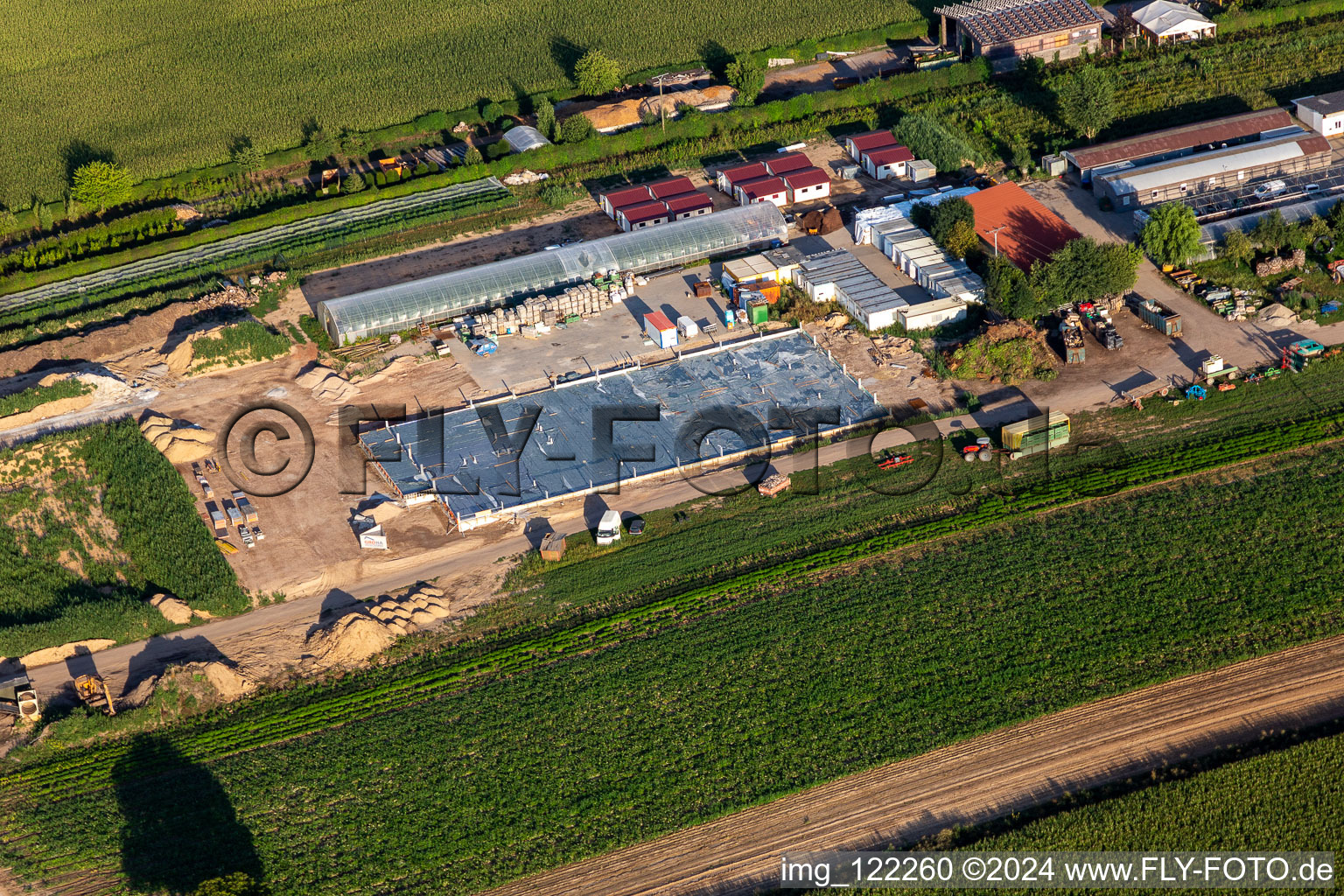 Kugelmann légumes biologiques nouvelle construction du hall de production à Kandel dans le département Rhénanie-Palatinat, Allemagne vue du ciel