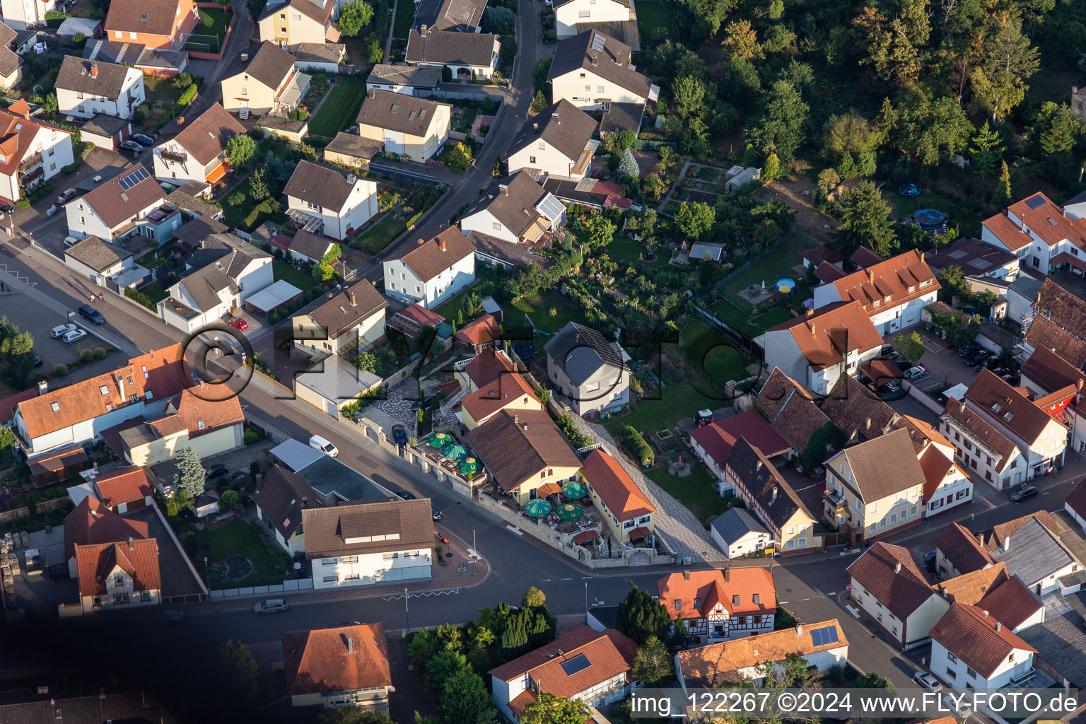 Vue aérienne de Pâtes pâtes à Rheinzabern dans le département Rhénanie-Palatinat, Allemagne