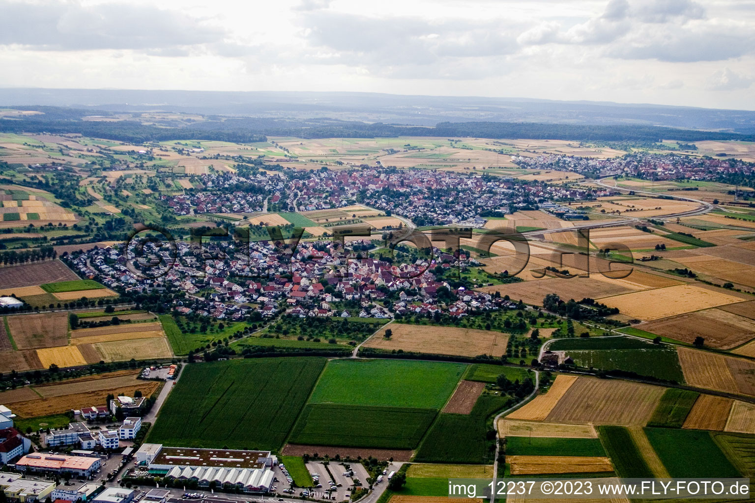 Vue aérienne de Küppingen à le quartier Affstätt in Herrenberg dans le département Bade-Wurtemberg, Allemagne