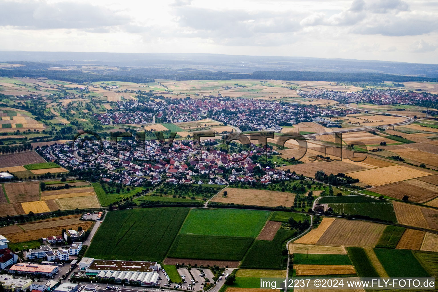 Vue aérienne de Küppingen à le quartier Affstätt in Herrenberg dans le département Bade-Wurtemberg, Allemagne