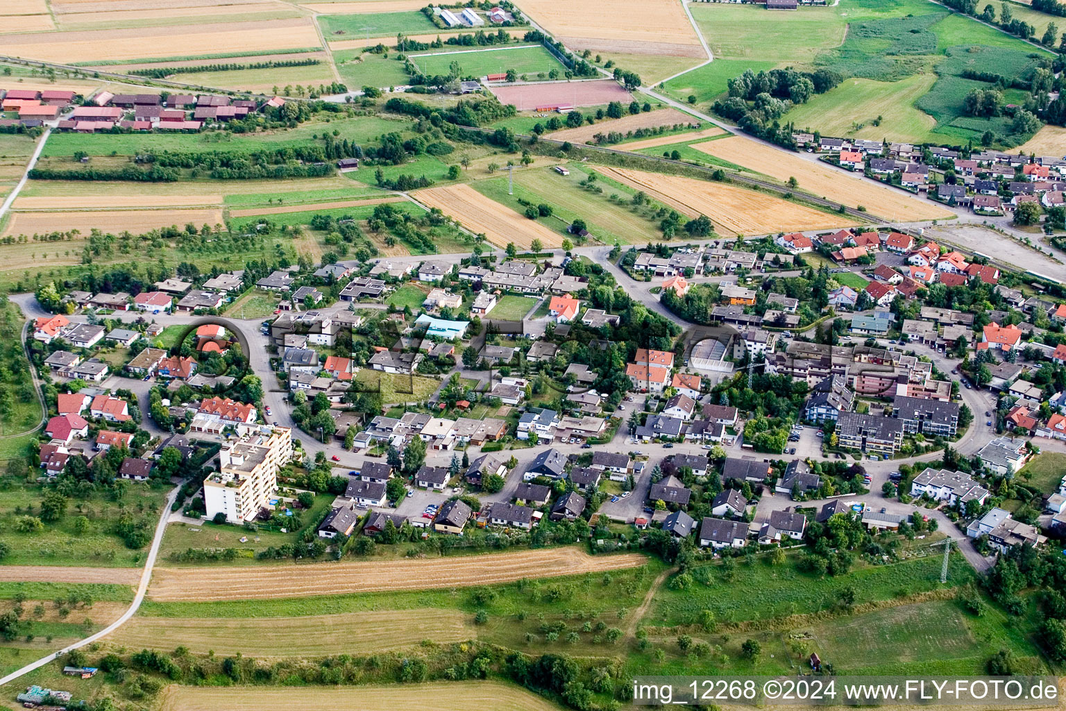 Vue aérienne de Du nord à le quartier Altingen in Ammerbuch dans le département Bade-Wurtemberg, Allemagne