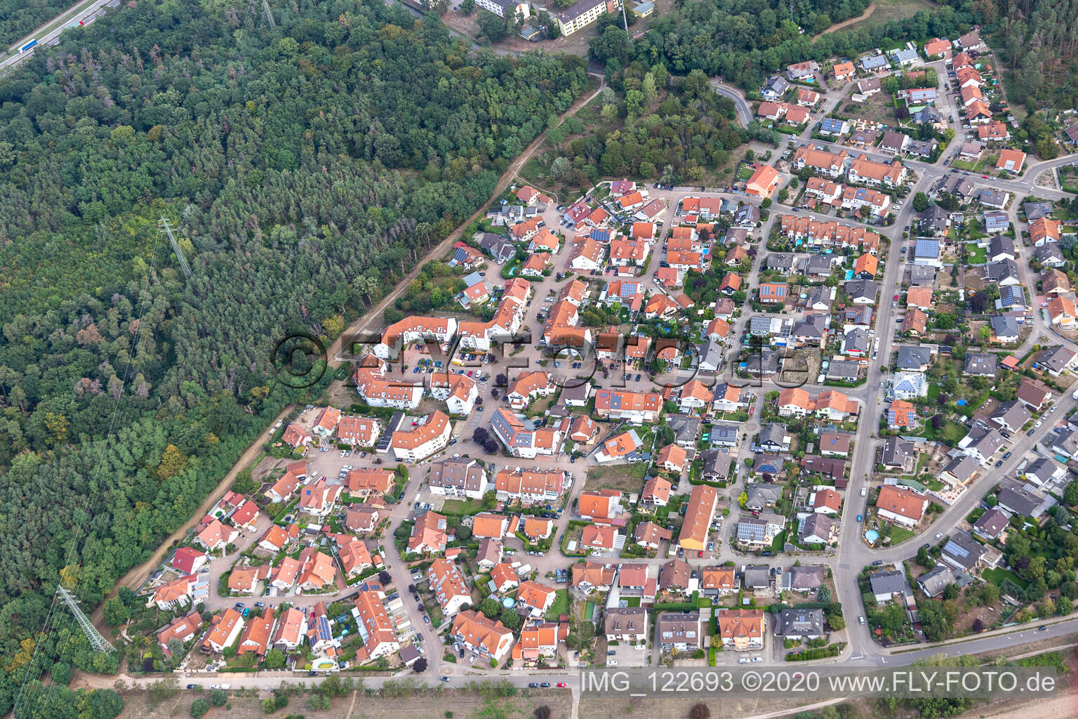 Quartier Sondernheim in Germersheim dans le département Rhénanie-Palatinat, Allemagne d'un drone