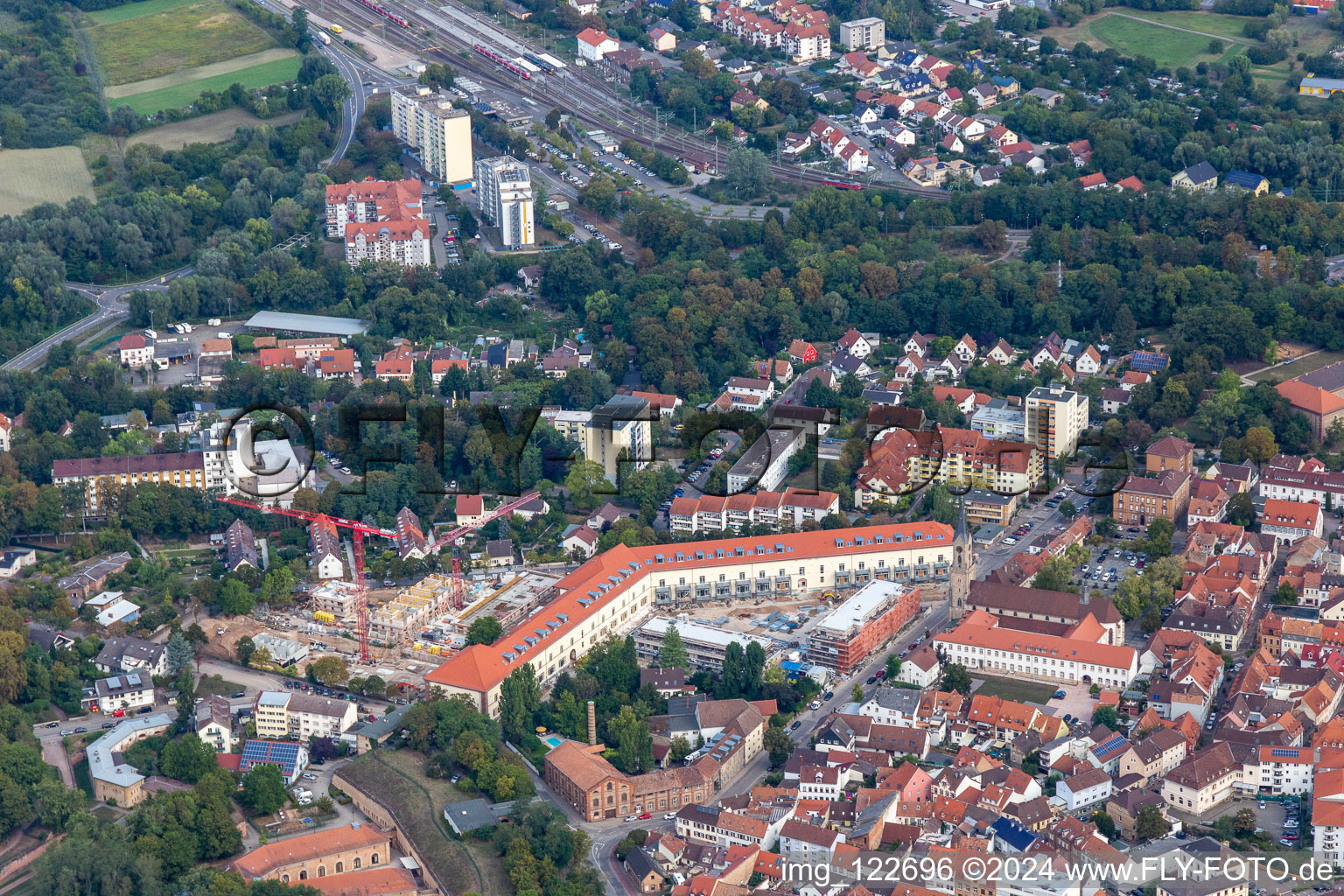 Vue aérienne de Ancienne caserne Stenel à Germersheim dans le département Rhénanie-Palatinat, Allemagne