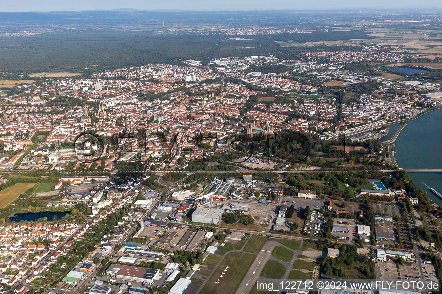 Speyer dans le département Rhénanie-Palatinat, Allemagne d'en haut