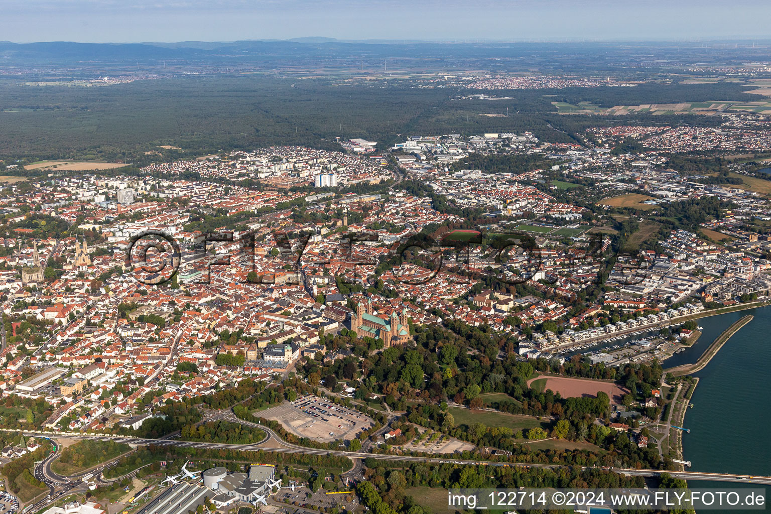 Speyer dans le département Rhénanie-Palatinat, Allemagne hors des airs