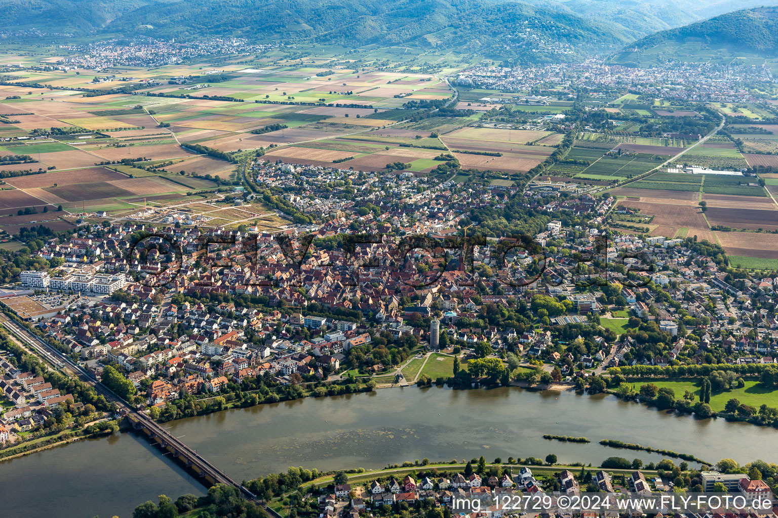 Ladenburg dans le département Bade-Wurtemberg, Allemagne hors des airs