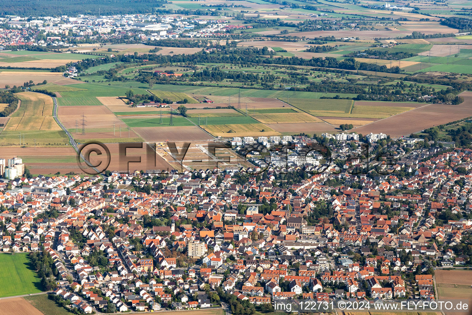 Ladenburg dans le département Bade-Wurtemberg, Allemagne vue d'en haut