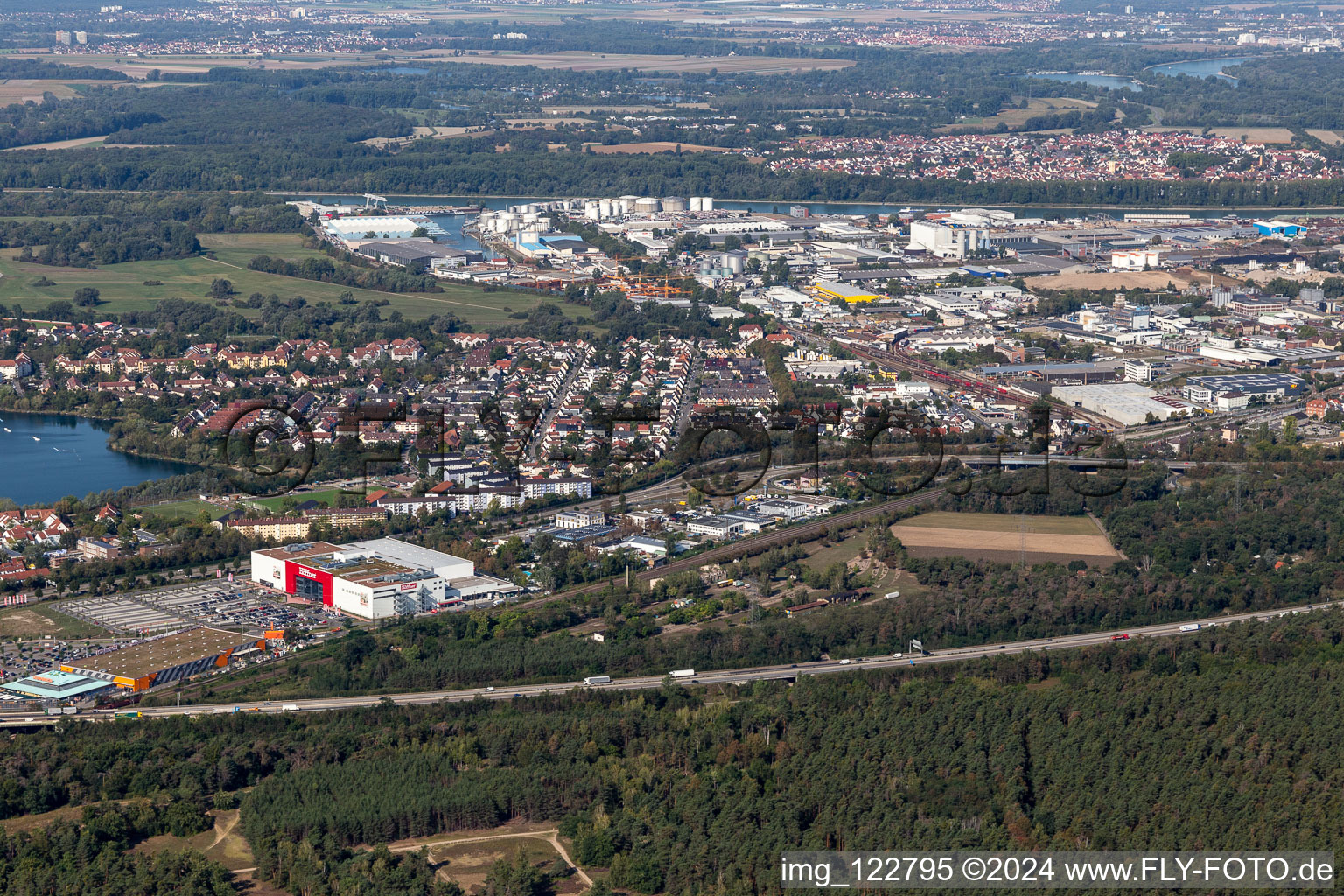 Image drone de Quartier Rheinau in Mannheim dans le département Bade-Wurtemberg, Allemagne