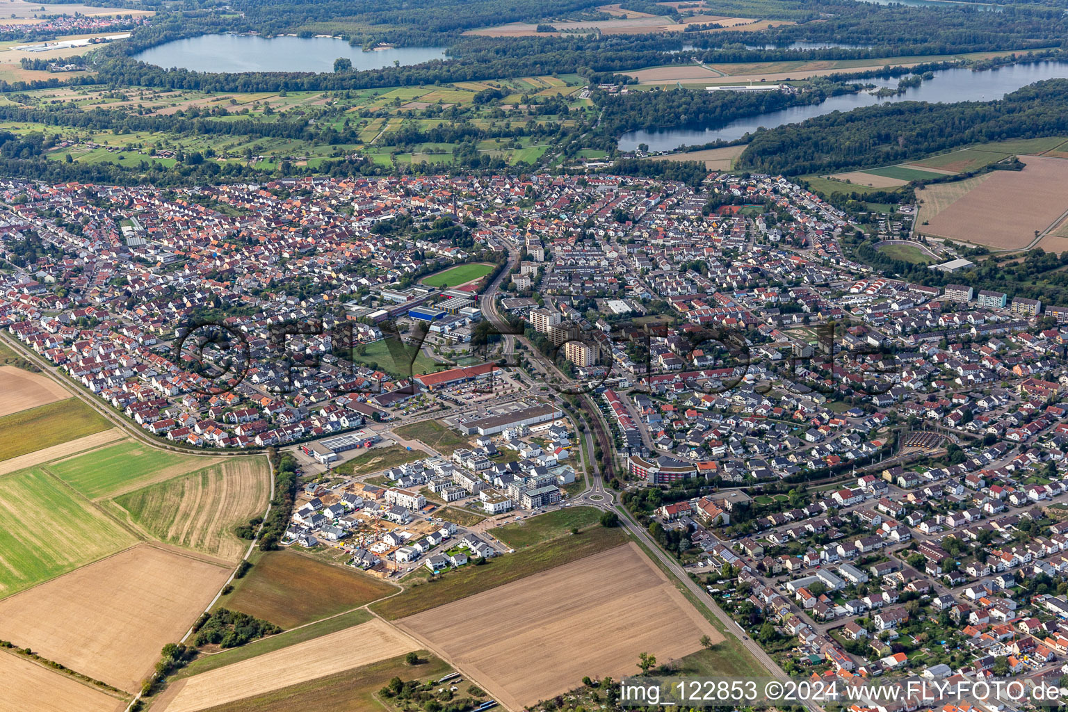 Vue aérienne de Trimestre 2020 Zone de développement Biegen-Durlacher Weg à le quartier Hochstetten in Linkenheim-Hochstetten dans le département Bade-Wurtemberg, Allemagne