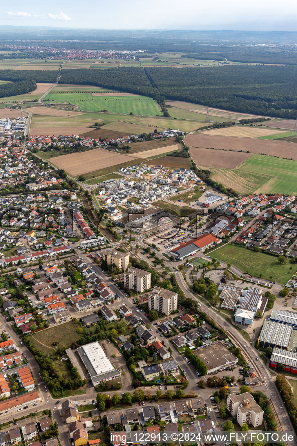 Quartier Linkenheim in Linkenheim-Hochstetten dans le département Bade-Wurtemberg, Allemagne vue du ciel