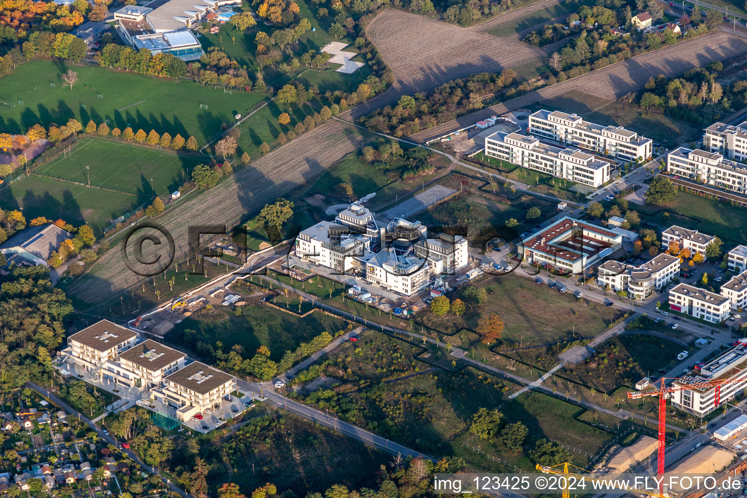 Vue aérienne de LTC - Campus technologique Linder avec Weum GmbH, Systec&Services et Systec&Solutions sur la Wilhelm-Schickard-Straße dans le parc technologique Karlsruhe à le quartier Rintheim in Karlsruhe dans le département Bade-Wurtemberg, Allemagne