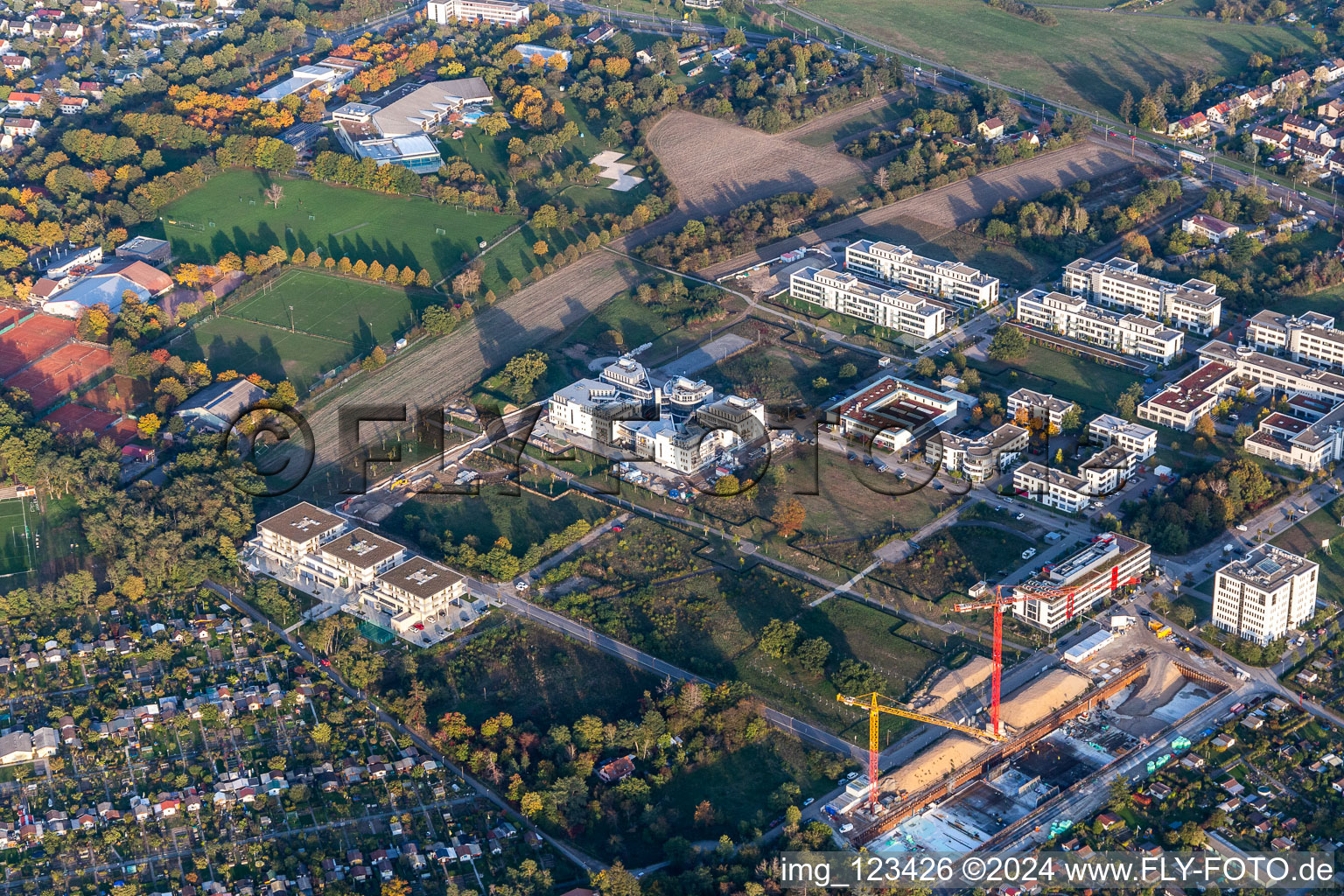 Vue aérienne de LTC - Campus technologique Linder avec Weum GmbH, Systec&Services et Systec&Solutions sur la Wilhelm-Schickard-Straße dans le parc technologique Karlsruhe à le quartier Rintheim in Karlsruhe dans le département Bade-Wurtemberg, Allemagne