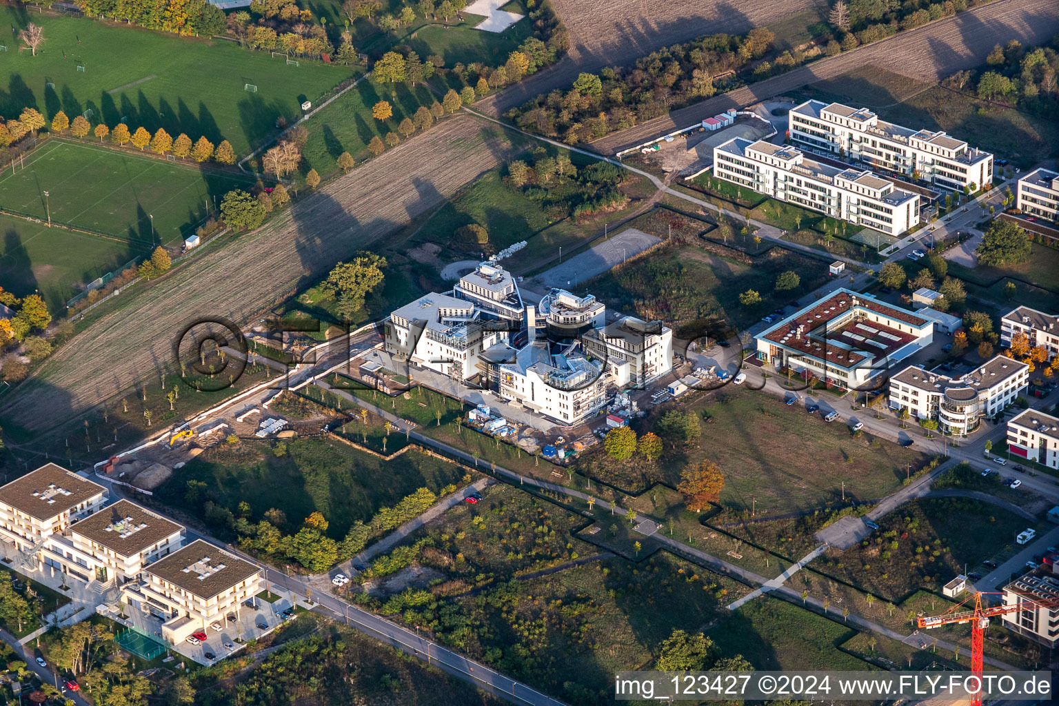 Photographie aérienne de LTC - Campus technologique Linder avec Weum GmbH, Systec&Services et Systec&Solutions sur la Wilhelm-Schickard-Straße dans le parc technologique Karlsruhe à le quartier Rintheim in Karlsruhe dans le département Bade-Wurtemberg, Allemagne