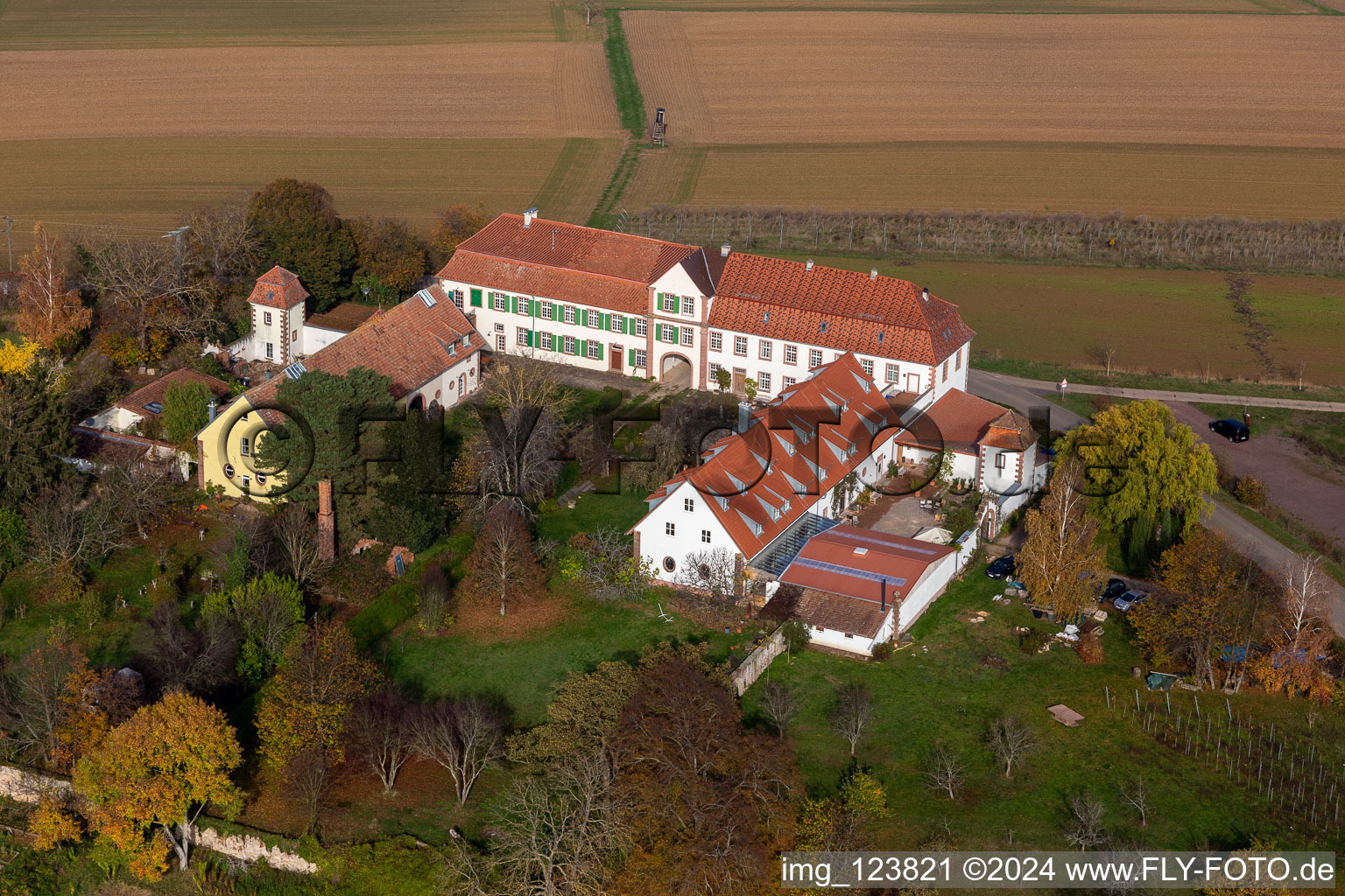 Vue oblique de Atelier pour talents cachés à Schweighofen dans le département Rhénanie-Palatinat, Allemagne