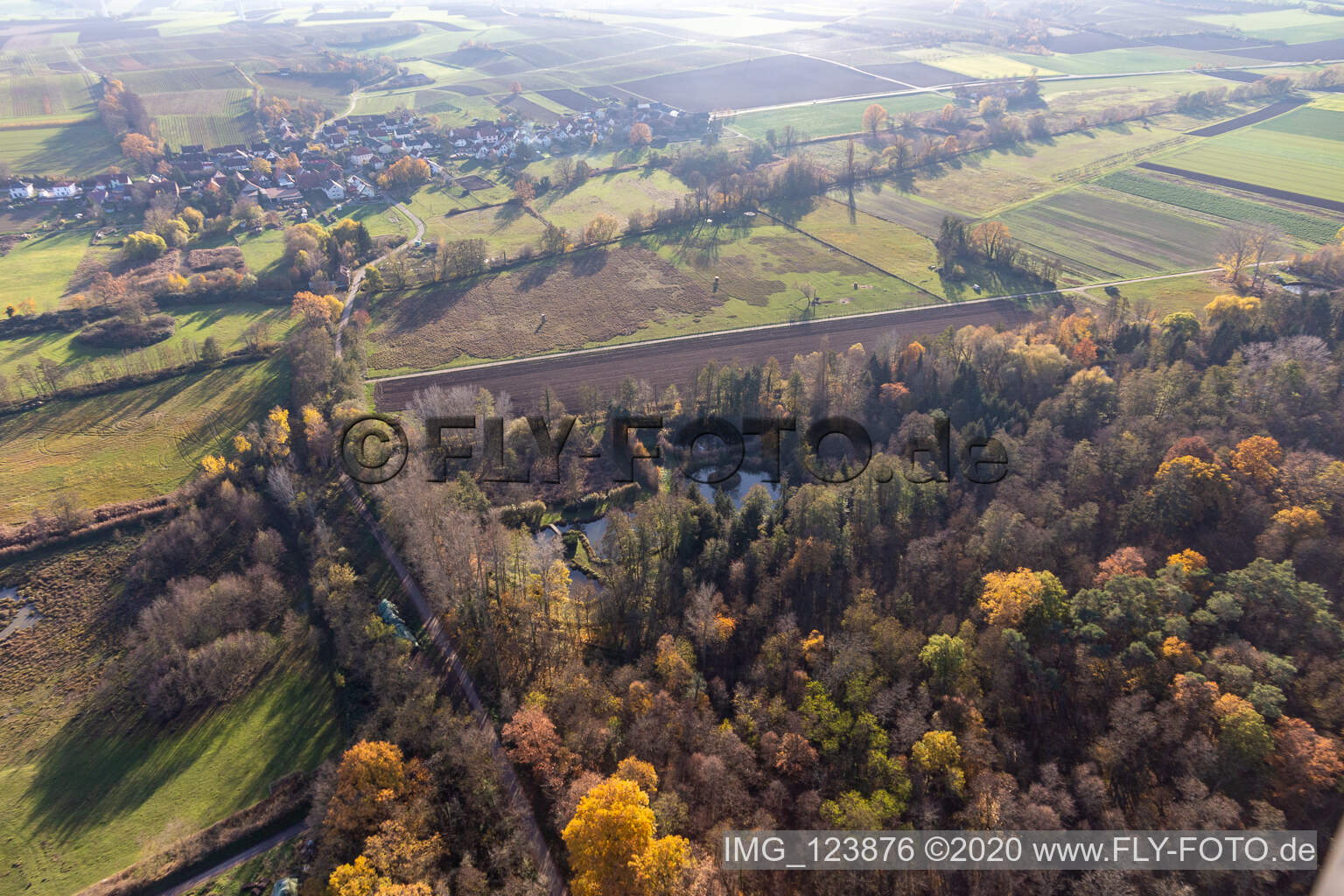 Photographie aérienne de Billigheimer Bruch, Erlenbachtal entre Barbelroth, Hergersweiler et Winden à le quartier Ingenheim in Billigheim-Ingenheim dans le département Rhénanie-Palatinat, Allemagne