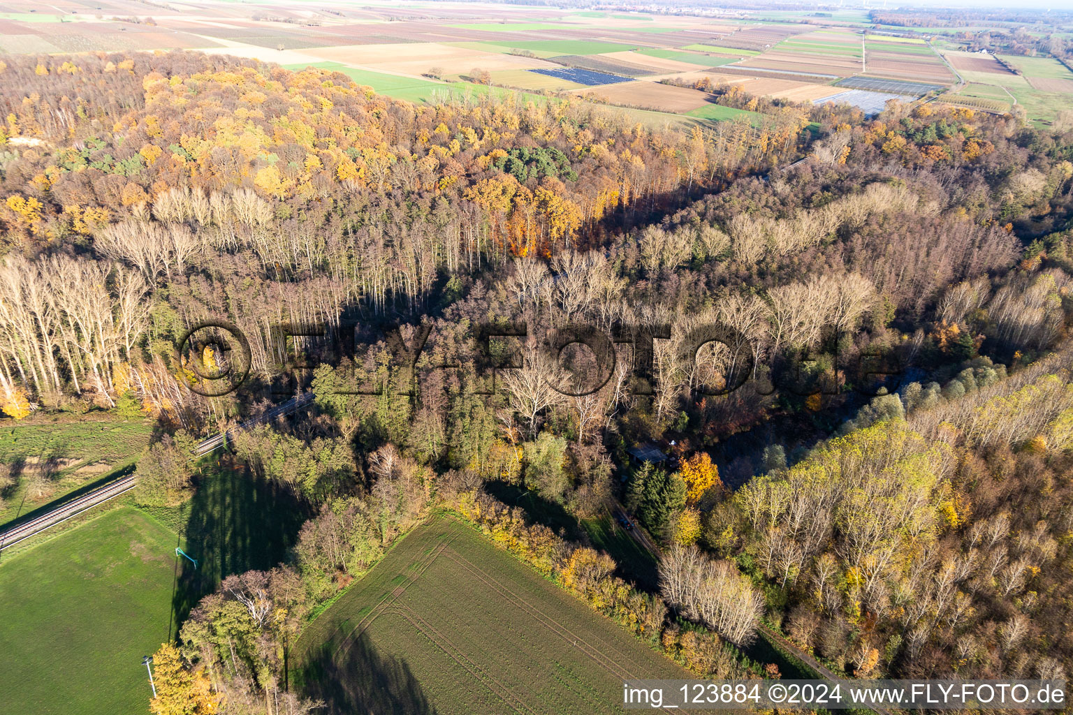 Billigheimer Bruch, Erlenbachtal entre Barbelroth, Hergersweiler et Winden à Barbelroth dans le département Rhénanie-Palatinat, Allemagne vue d'en haut