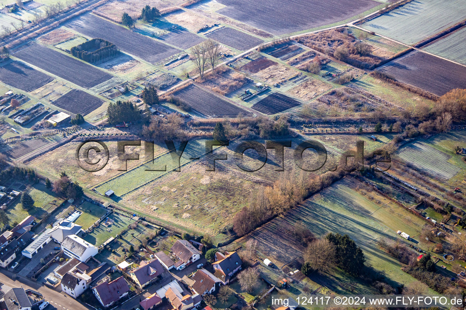 Vue oblique de Barrière antichar "Hump Line" de la Seconde Guerre mondiale à Steinfeld dans le département Rhénanie-Palatinat, Allemagne