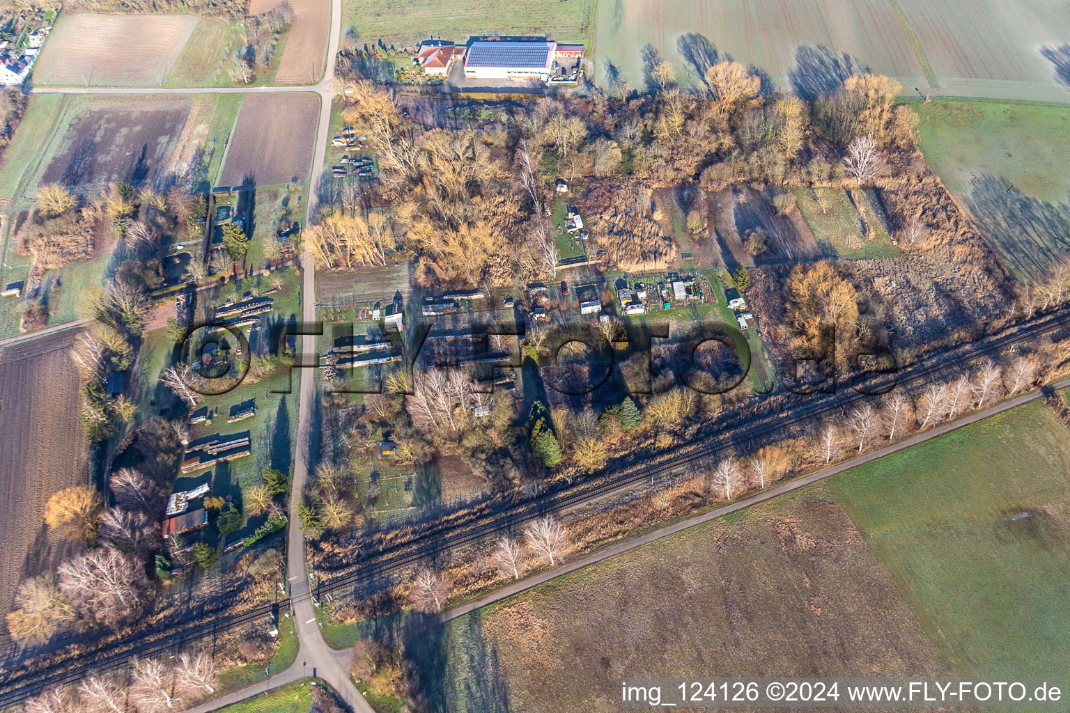 Vue aérienne de Jardins sur Wengelspfad à le quartier Kleinsteinfeld in Steinfeld dans le département Rhénanie-Palatinat, Allemagne