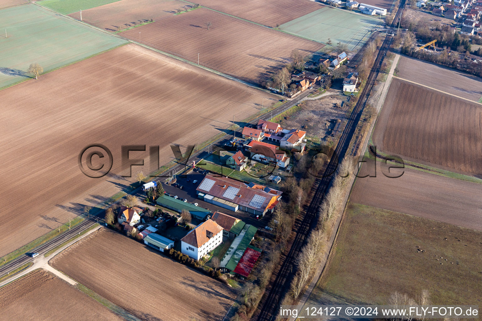 Vue aérienne de Marché frais de Wasgau à Steinfeld dans le département Rhénanie-Palatinat, Allemagne