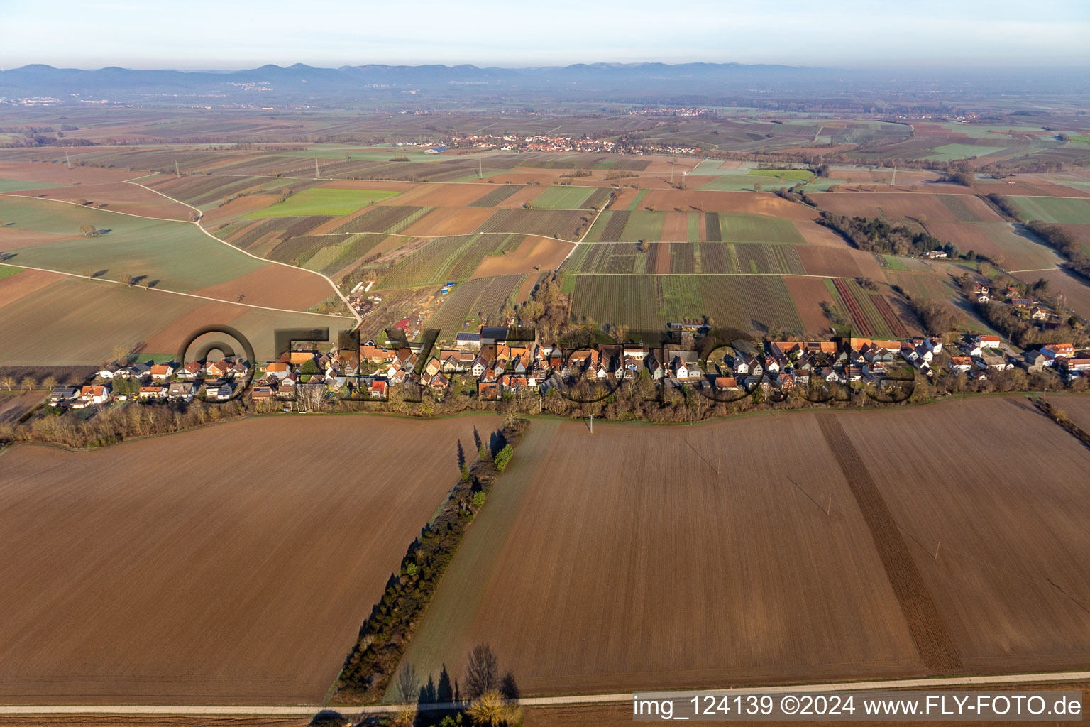 Vollmersweiler dans le département Rhénanie-Palatinat, Allemagne depuis l'avion