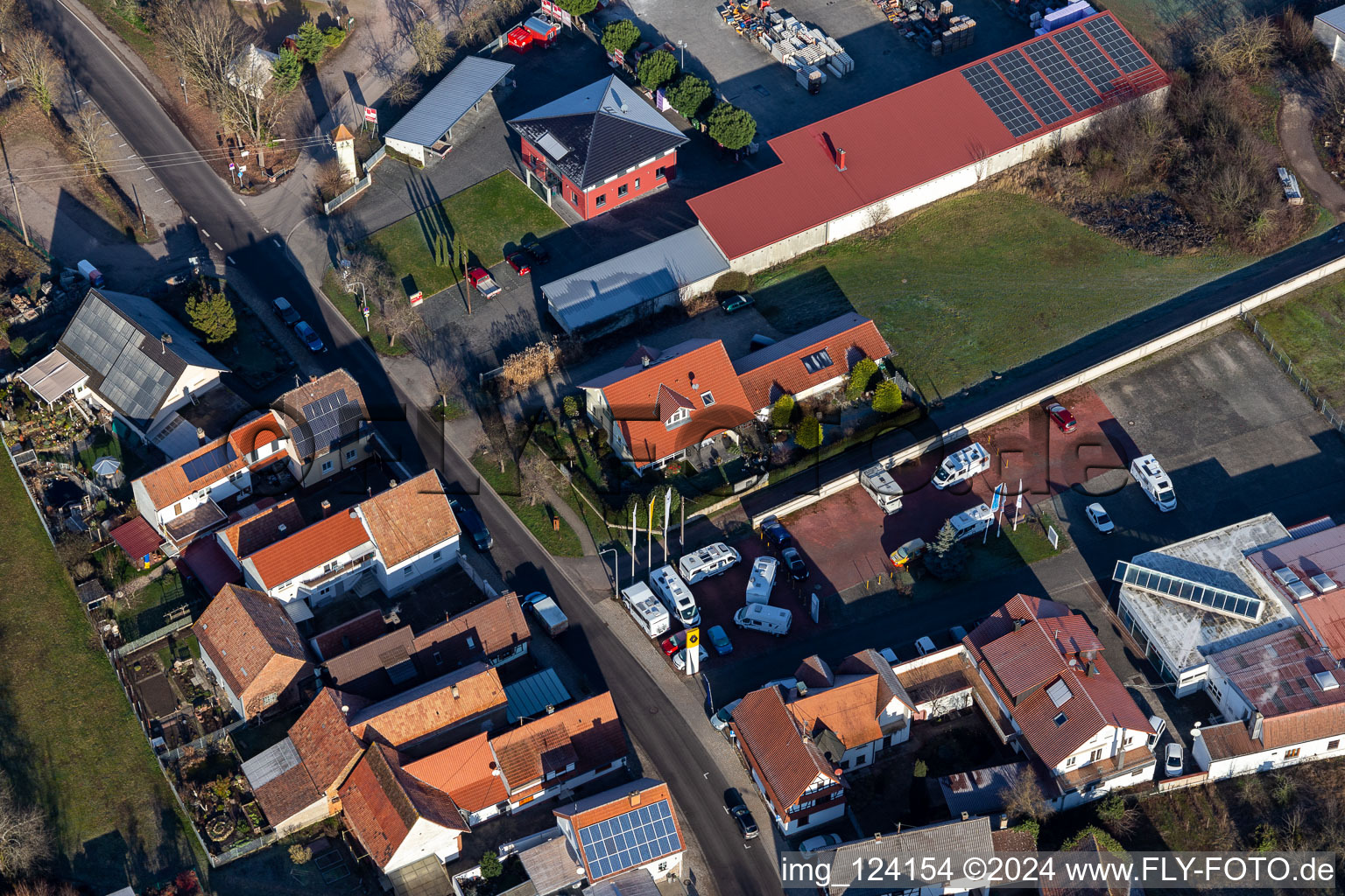 Vue aérienne de Maison du Château à Minfeld dans le département Rhénanie-Palatinat, Allemagne