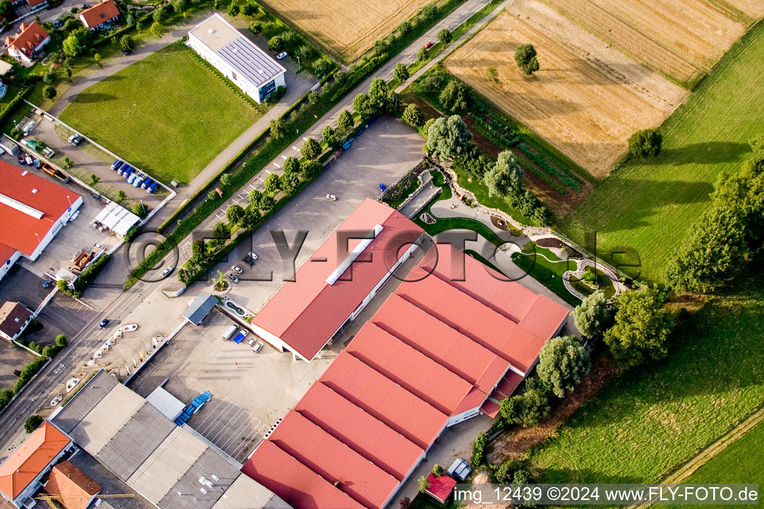 Image drone de Vogelsitz GmbH, Kleinsteinbacherstrasse 44 à le quartier Stupferich in Karlsruhe dans le département Bade-Wurtemberg, Allemagne