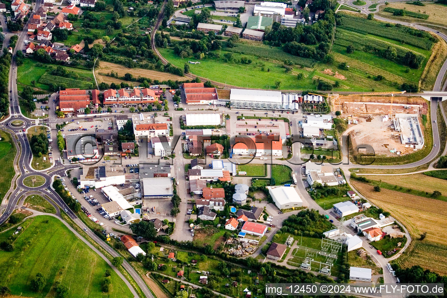 Vue aérienne de KSC à le quartier Langensteinbach in Karlsbad dans le département Bade-Wurtemberg, Allemagne