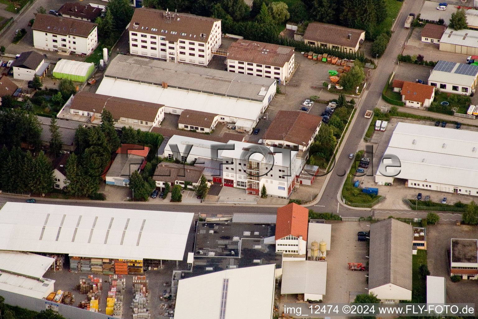 Ittersbach, zone industrielle à le quartier Im Stockmädle in Karlsbad dans le département Bade-Wurtemberg, Allemagne vue du ciel