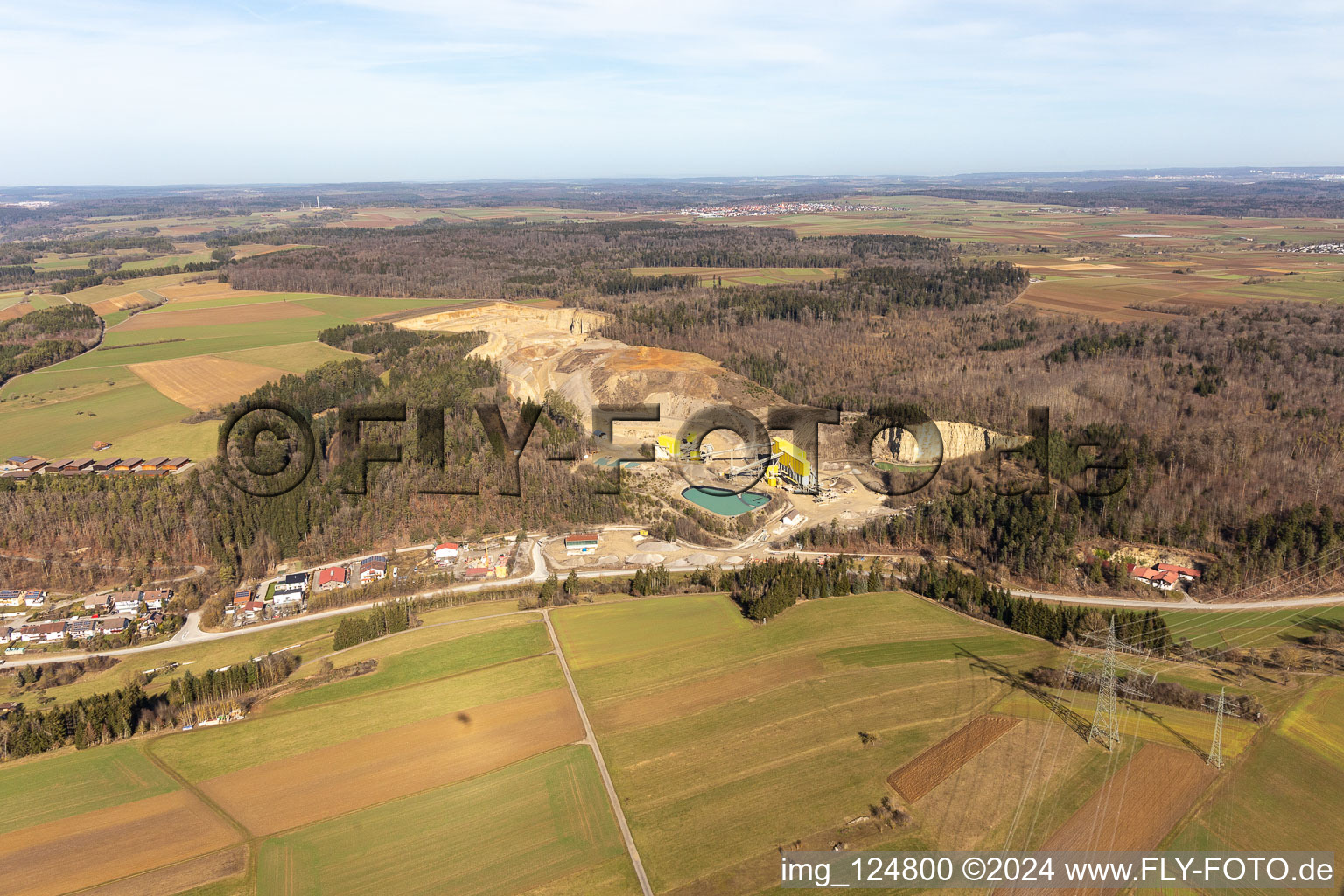 Carrière, gravière Georg Mast, dépotoir à le quartier Sulz am Eck in Wildberg dans le département Bade-Wurtemberg, Allemagne d'en haut