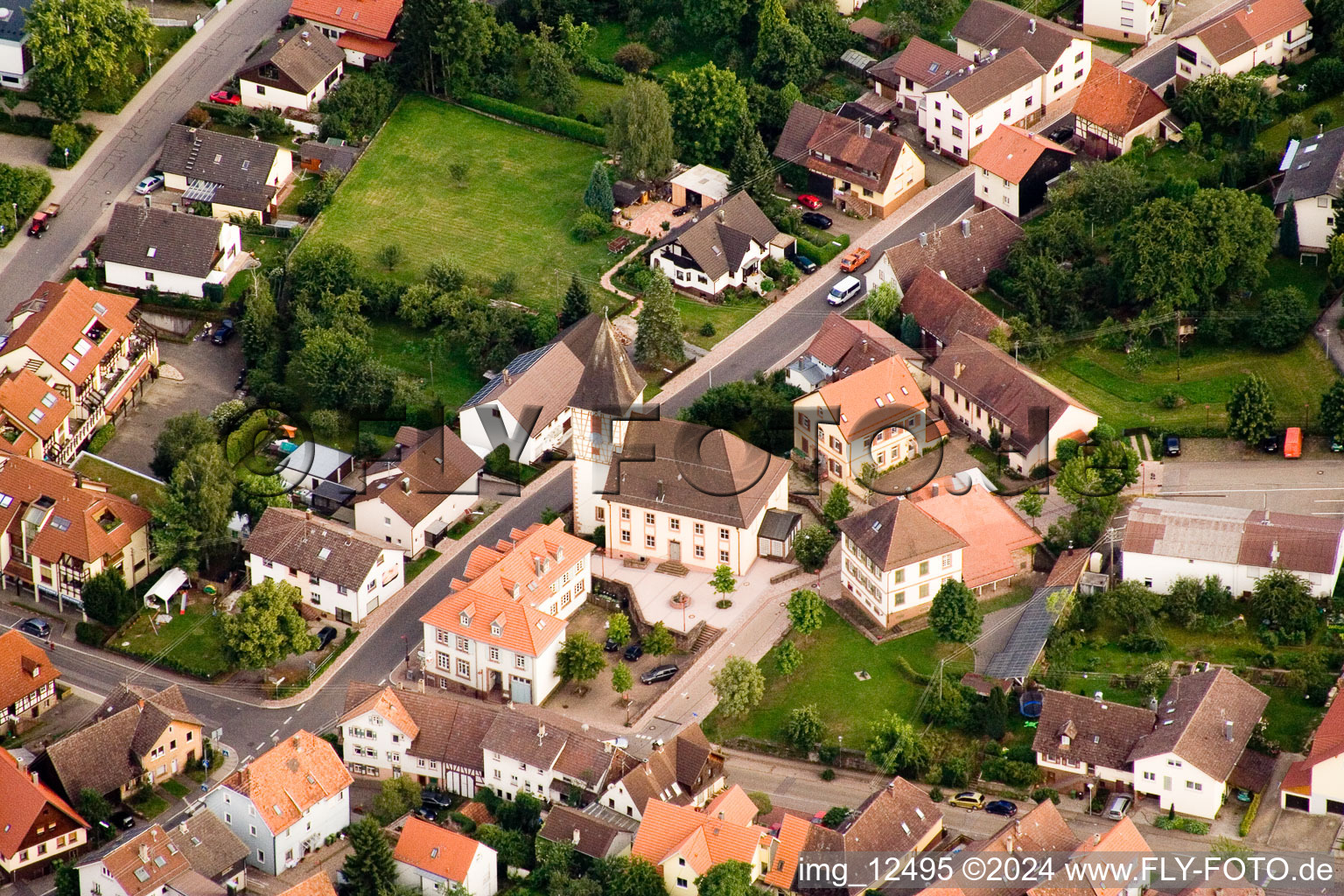 Quartier Ittersbach in Karlsbad dans le département Bade-Wurtemberg, Allemagne d'en haut