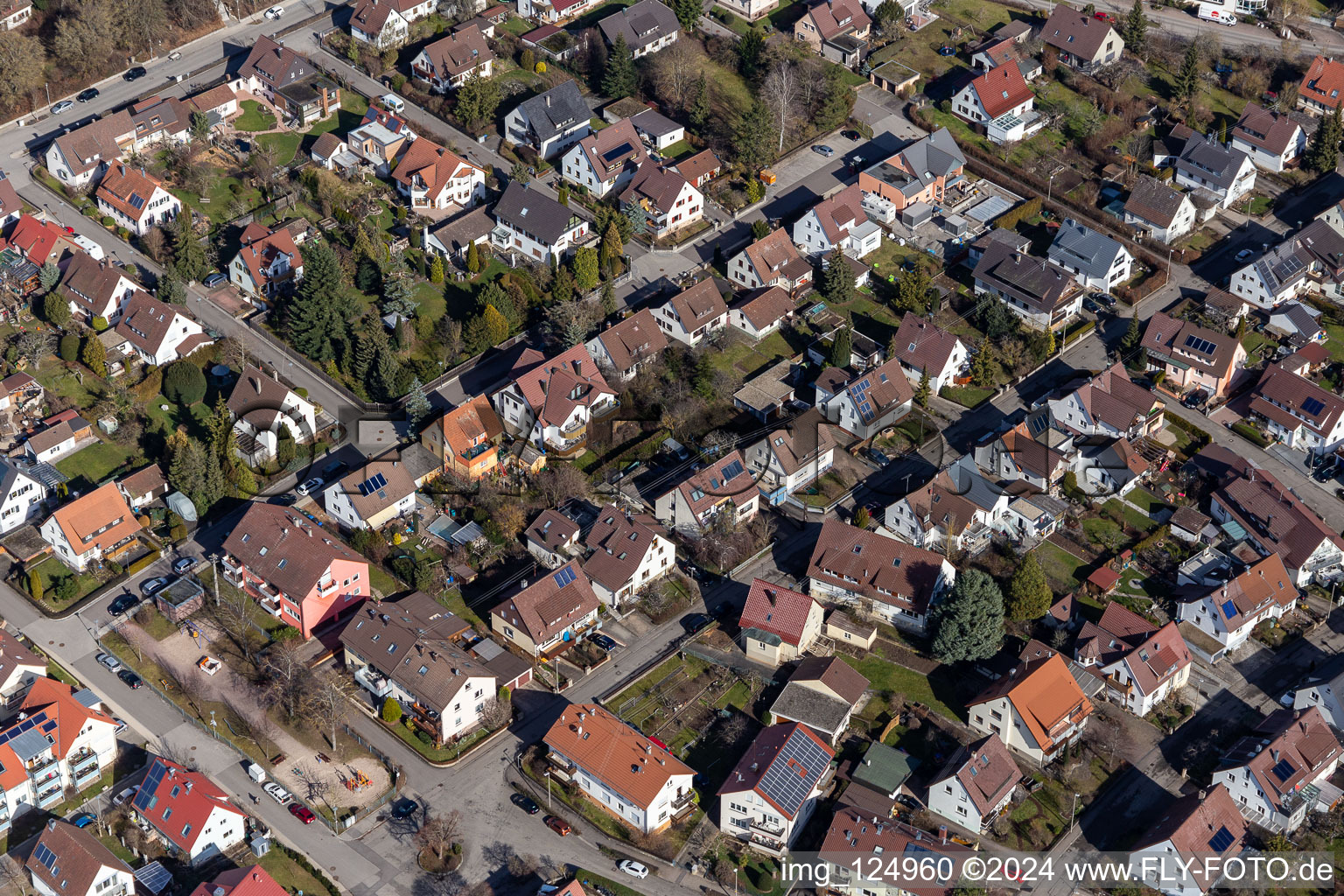 Renningen dans le département Bade-Wurtemberg, Allemagne depuis l'avion