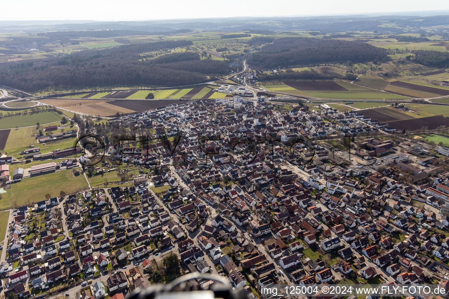 Renningen dans le département Bade-Wurtemberg, Allemagne du point de vue du drone