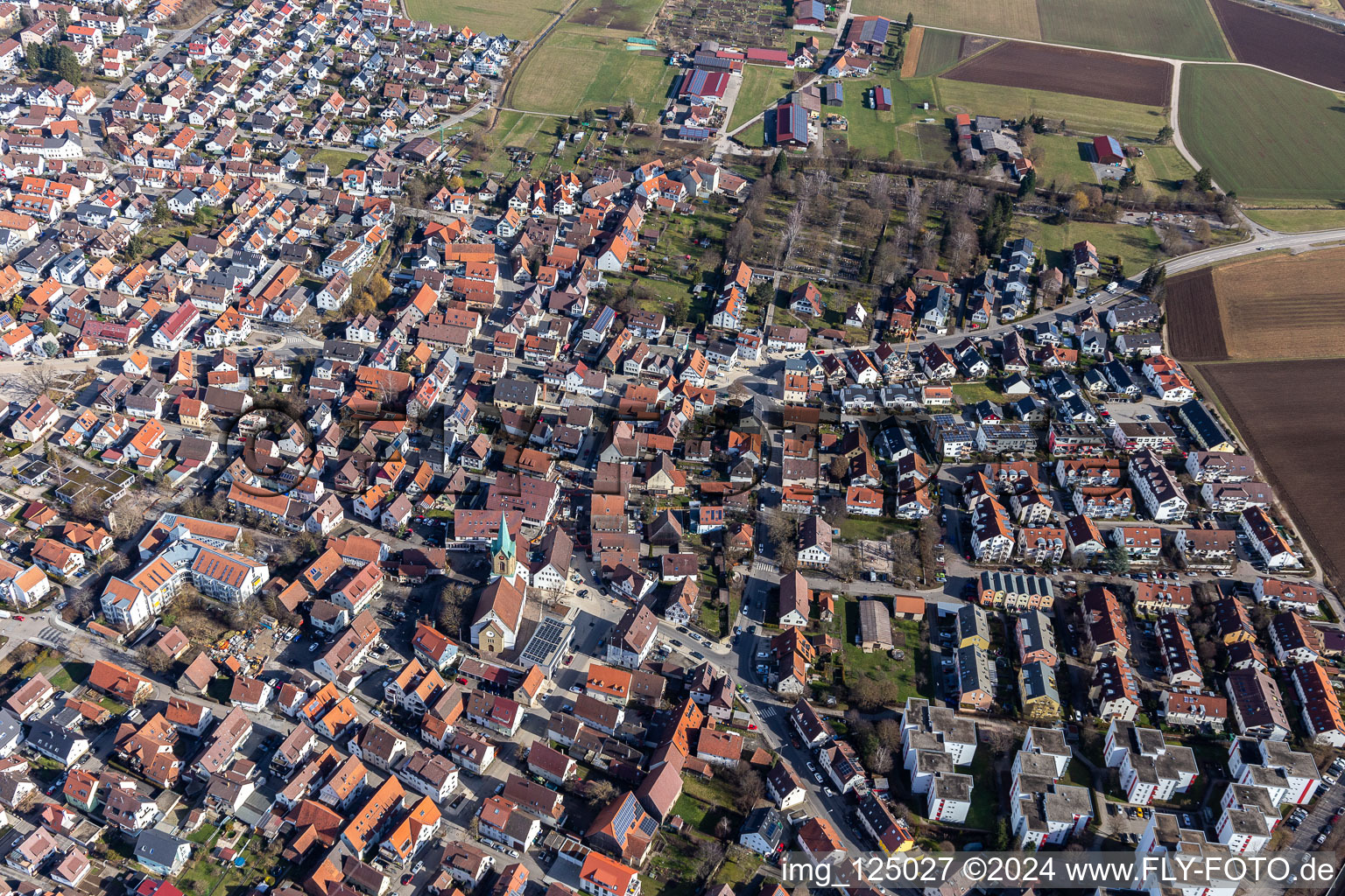 Enregistrement par drone de Renningen dans le département Bade-Wurtemberg, Allemagne