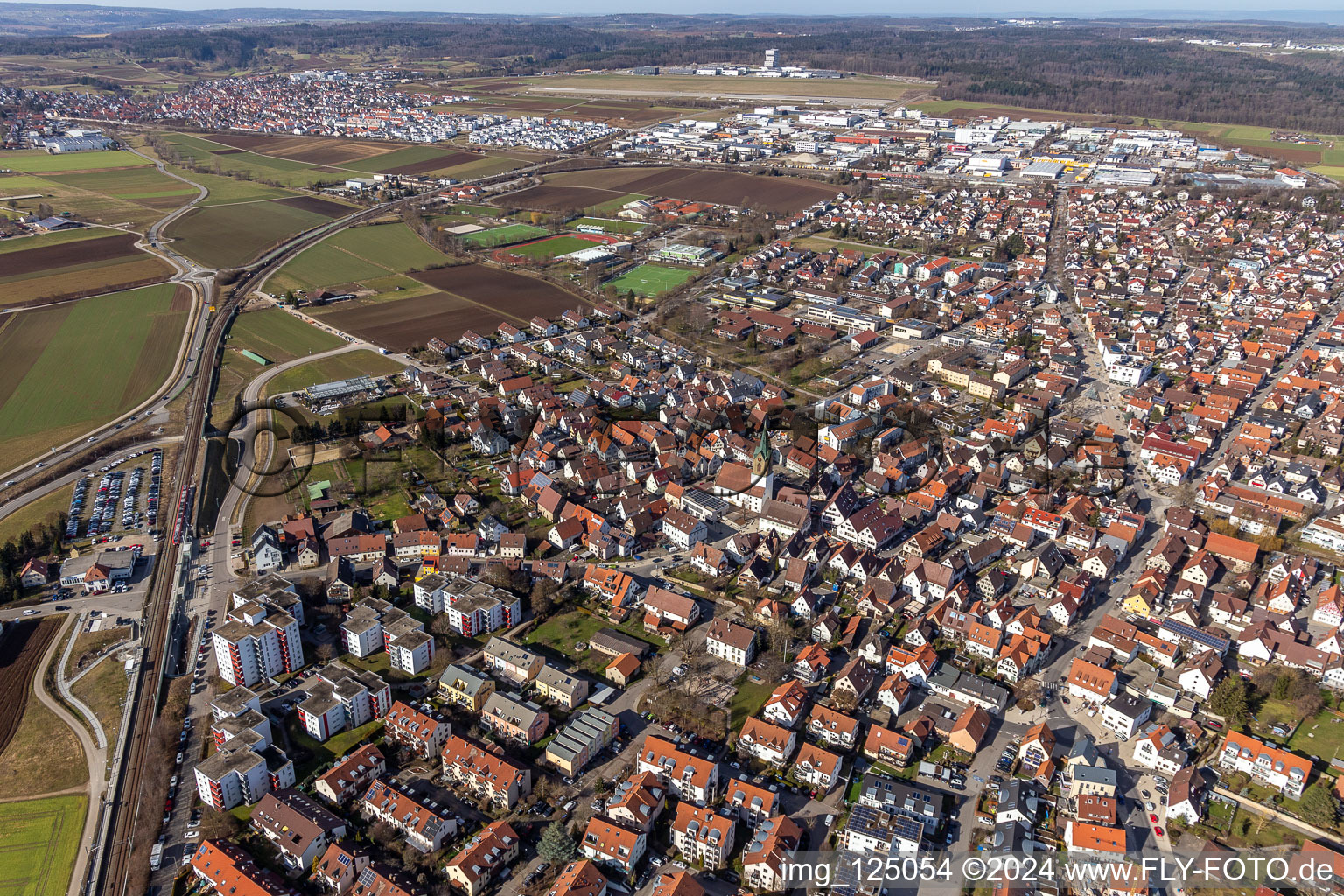 Renningen dans le département Bade-Wurtemberg, Allemagne du point de vue du drone