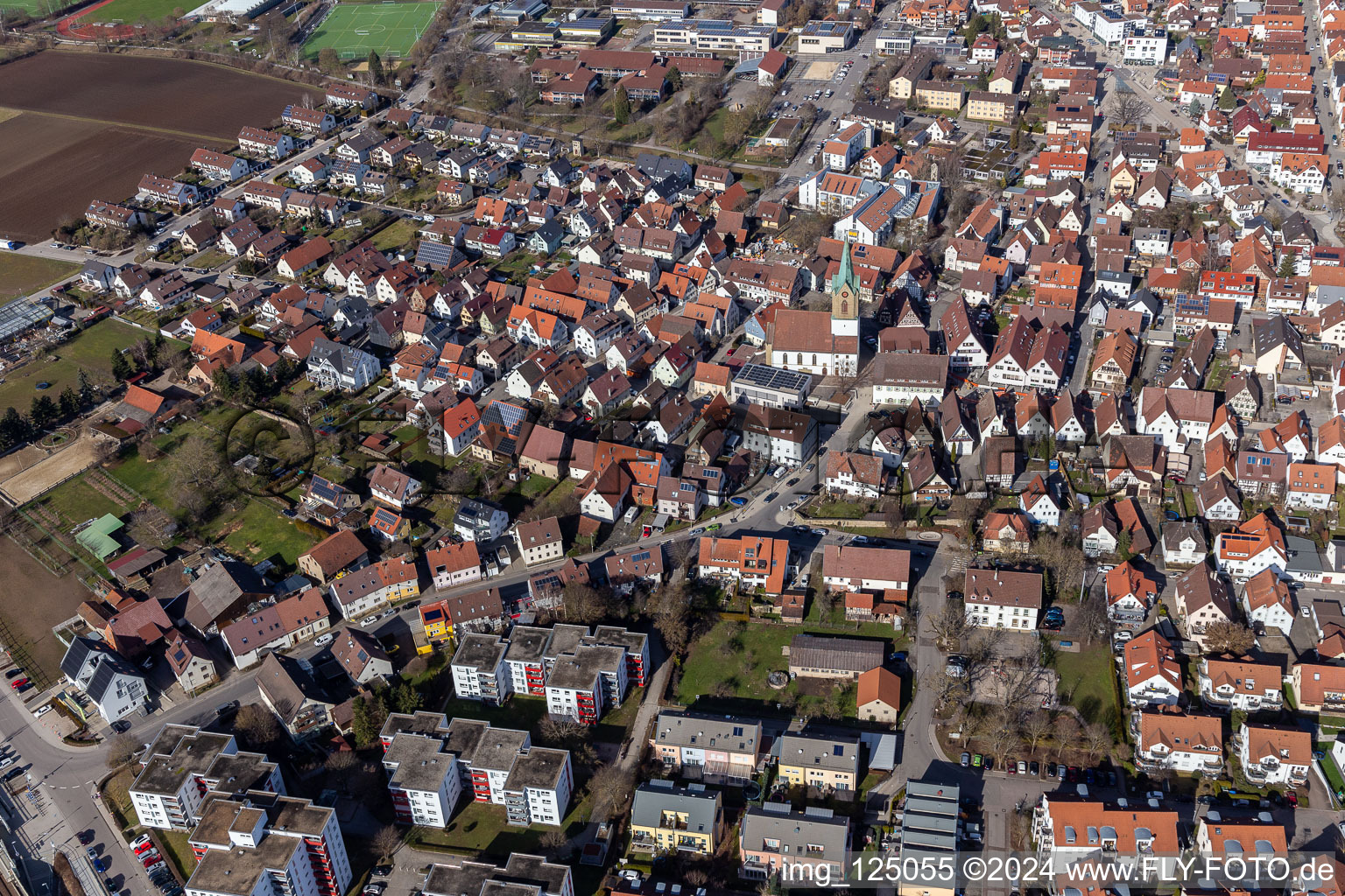 Renningen dans le département Bade-Wurtemberg, Allemagne d'un drone