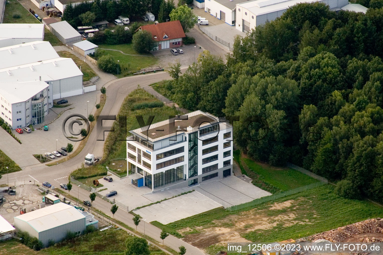 Ittersbach, zone industrielle à le quartier Im Stockmädle in Karlsbad dans le département Bade-Wurtemberg, Allemagne vue du ciel