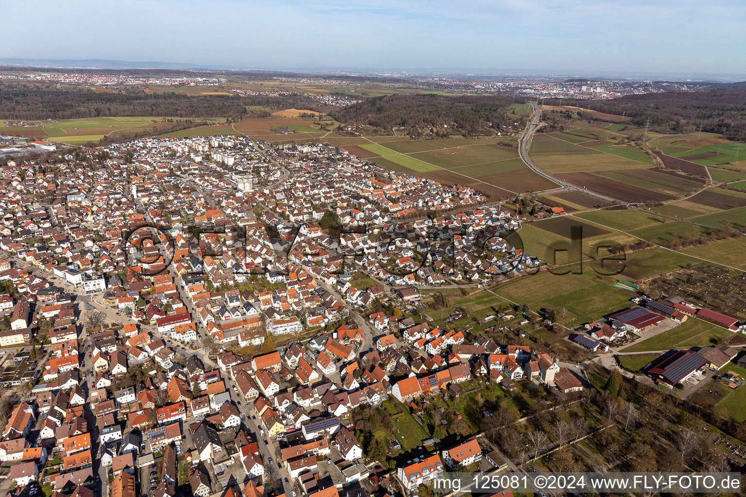 Renningen dans le département Bade-Wurtemberg, Allemagne vu d'un drone