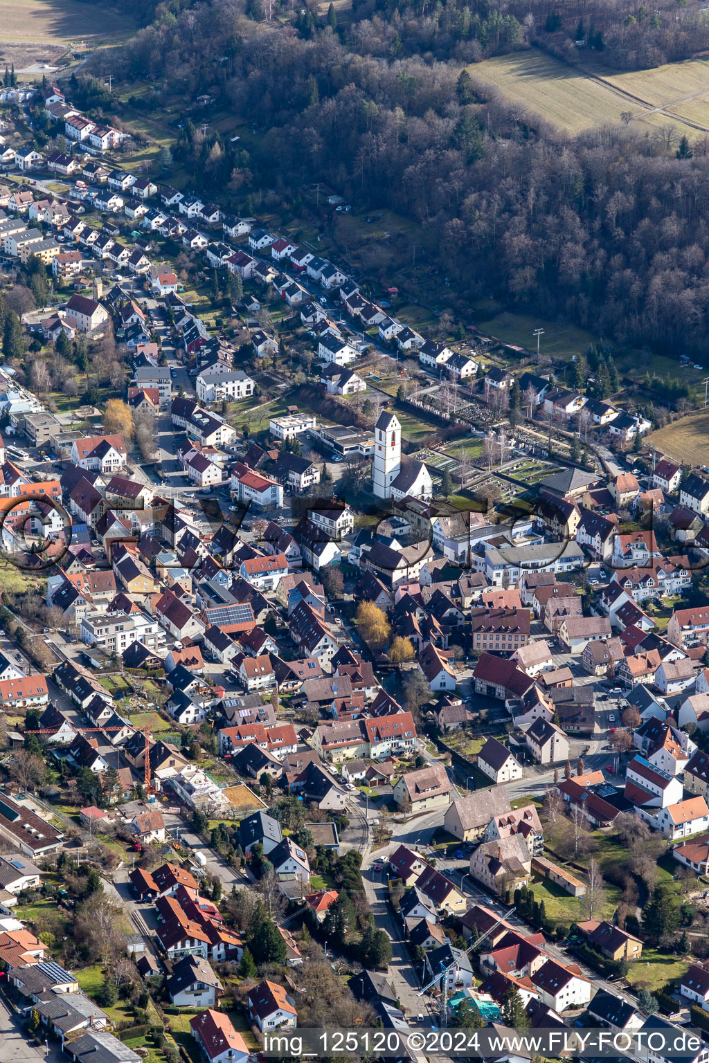 Vue d'oiseau de Aidlingen dans le département Bade-Wurtemberg, Allemagne