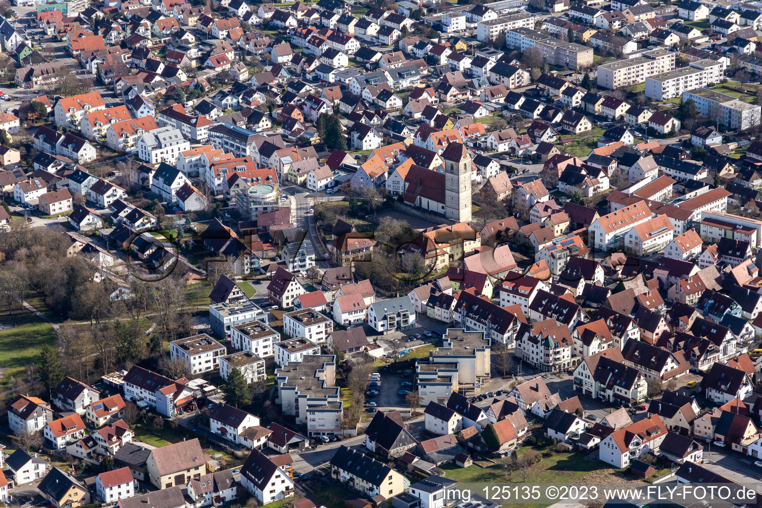 Vue aérienne de Église Saint-Guy à Gärtringen dans le département Bade-Wurtemberg, Allemagne