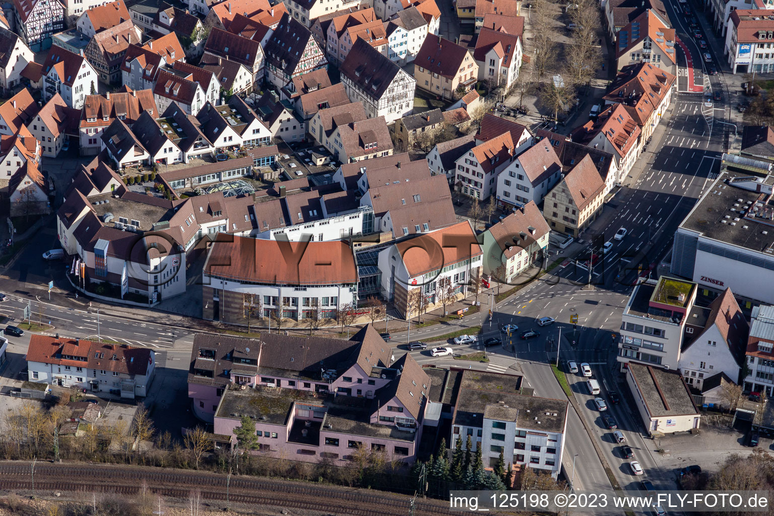 Vue aérienne de Caisse d'épargne du district de Böblingen à Herrenberg dans le département Bade-Wurtemberg, Allemagne
