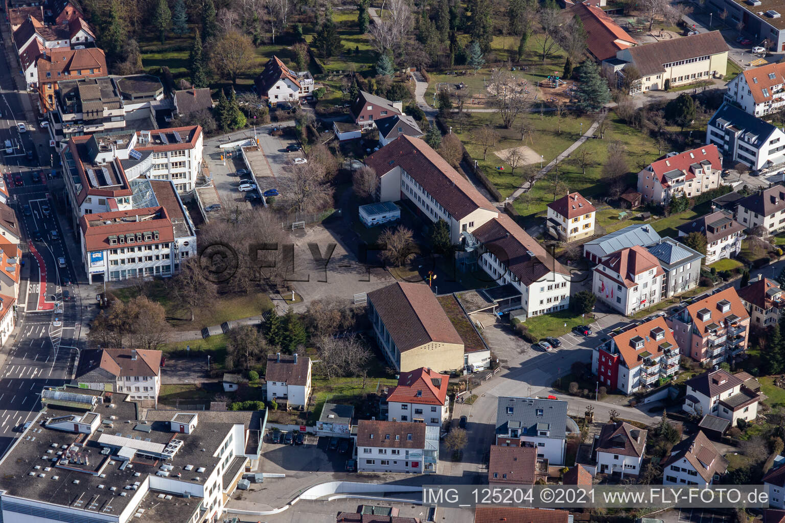 Vue aérienne de École Albert Schweitzer à Herrenberg dans le département Bade-Wurtemberg, Allemagne