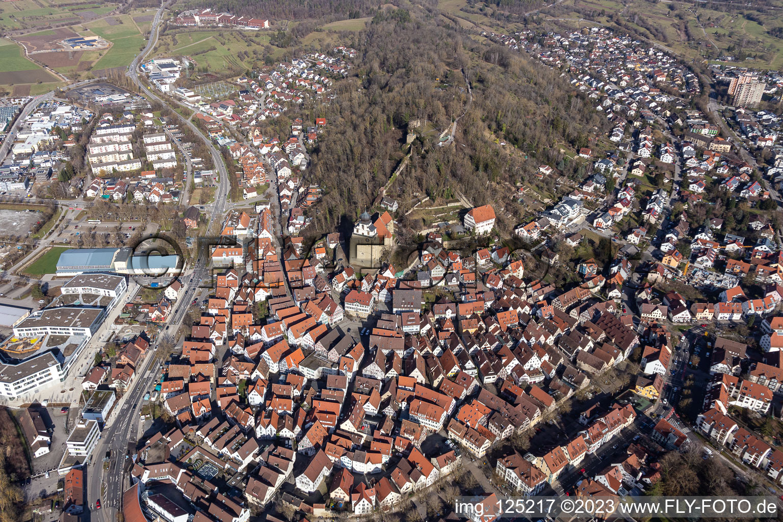 Vue aérienne de Aperçu de la ville depuis le sud-ouest à Herrenberg dans le département Bade-Wurtemberg, Allemagne