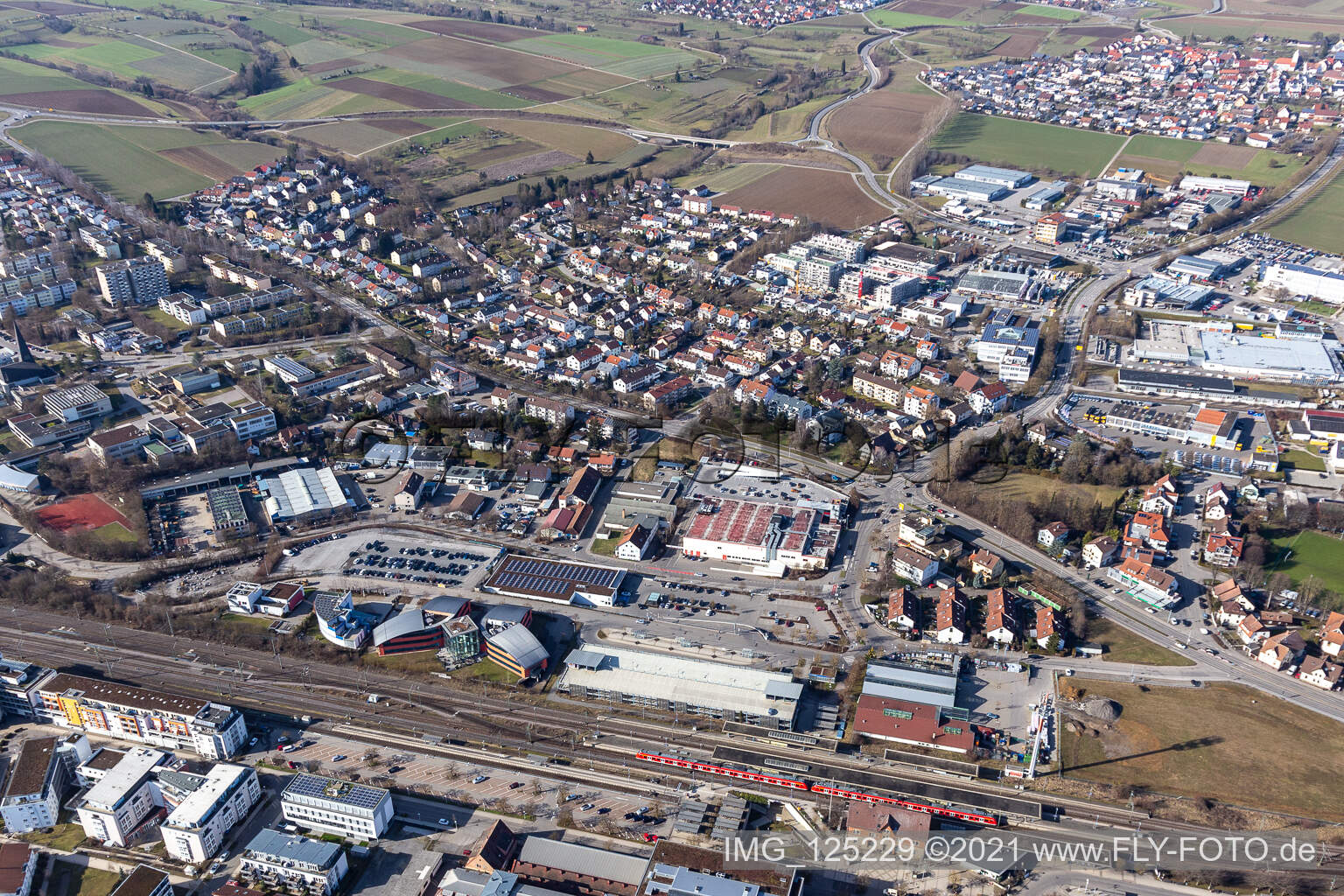 Vue aérienne de Gare à Herrenberg dans le département Bade-Wurtemberg, Allemagne