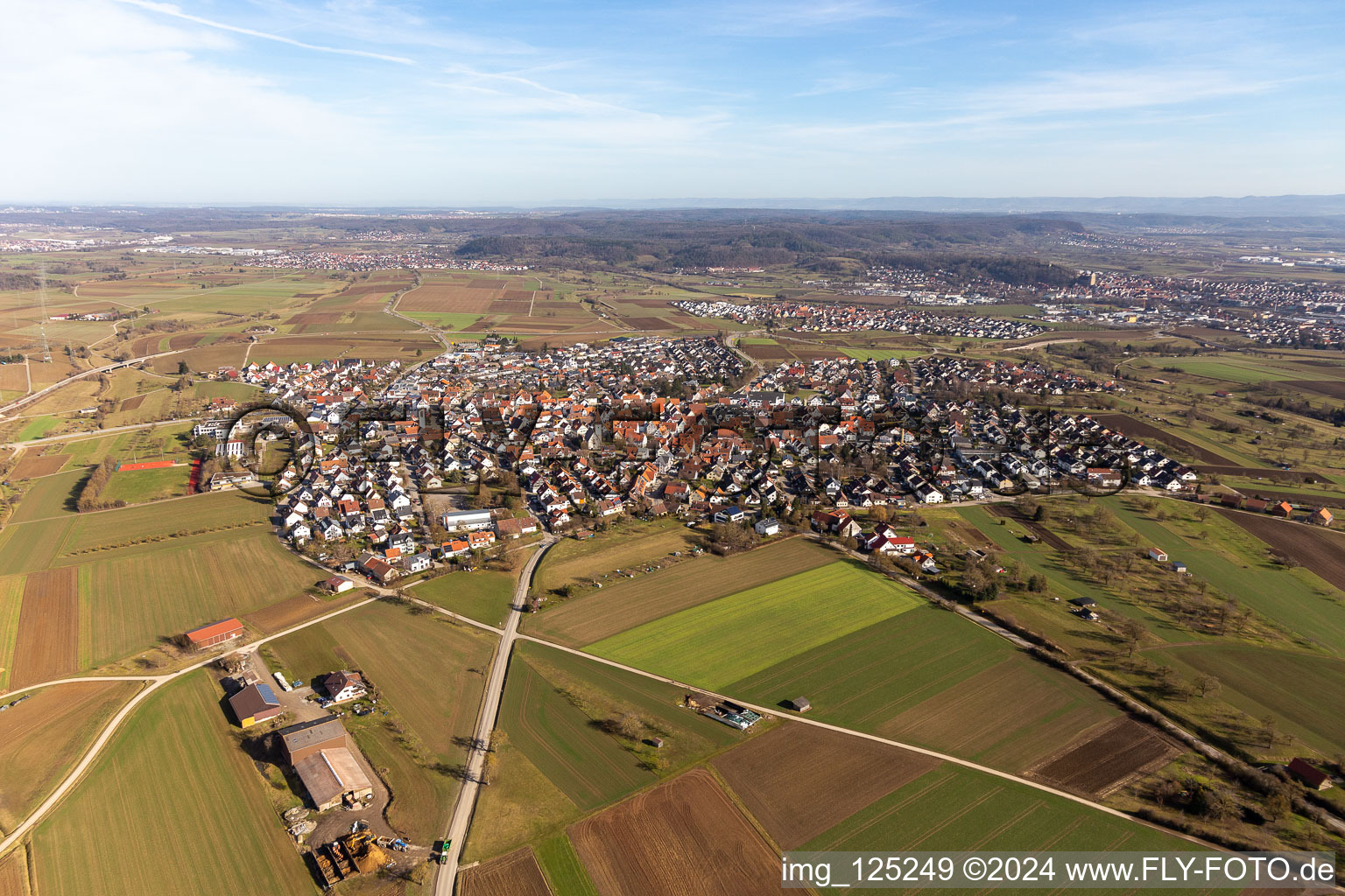 Vue aérienne de Du sud-est à le quartier Kuppingen in Herrenberg dans le département Bade-Wurtemberg, Allemagne