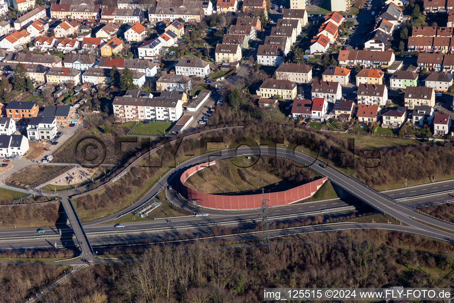 Vue aérienne de Avant l'entrée du tunnel B535 à Plankstadt dans le département Bade-Wurtemberg, Allemagne