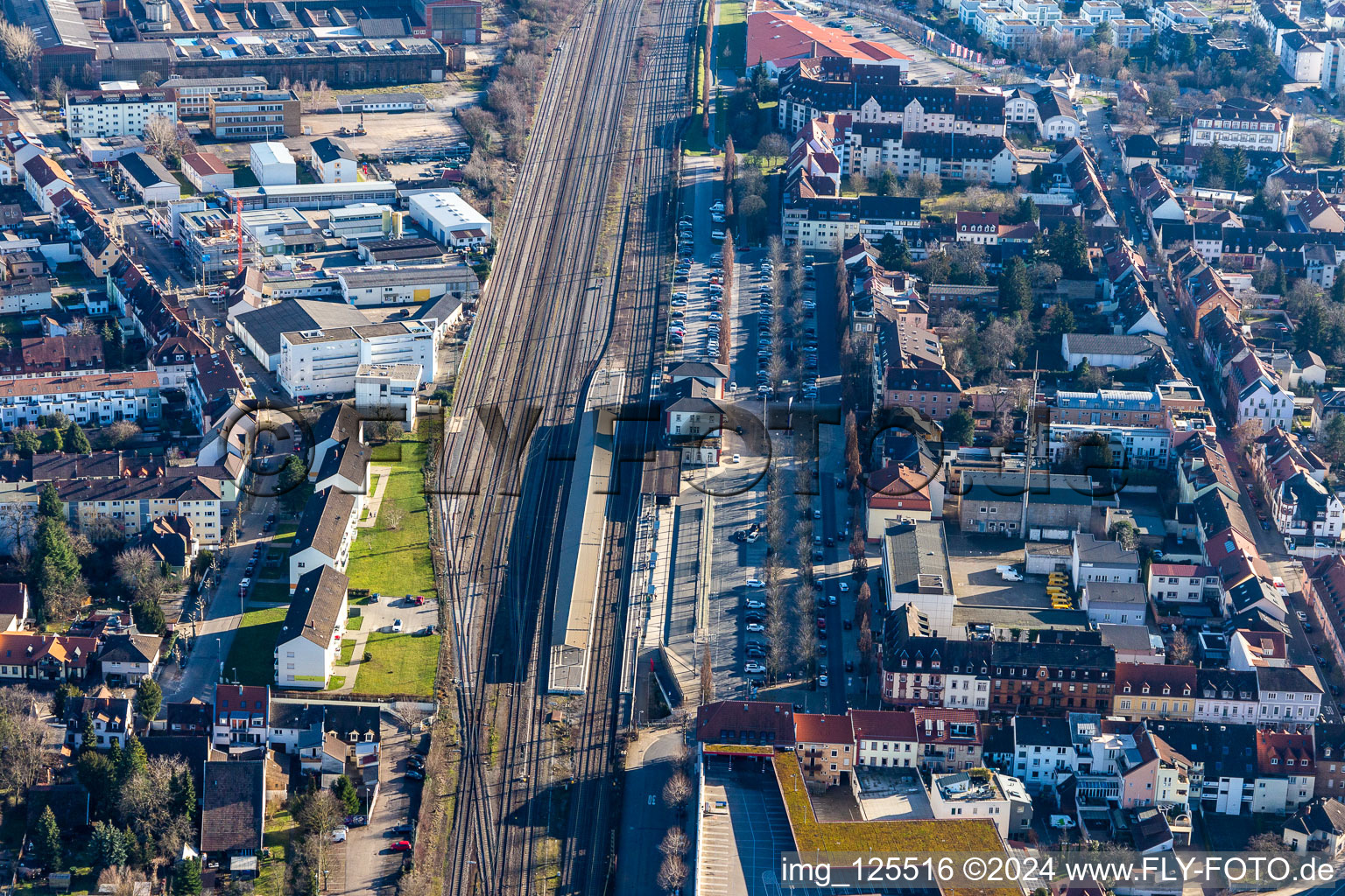 Vue aérienne de Gare à Schwetzingen dans le département Bade-Wurtemberg, Allemagne