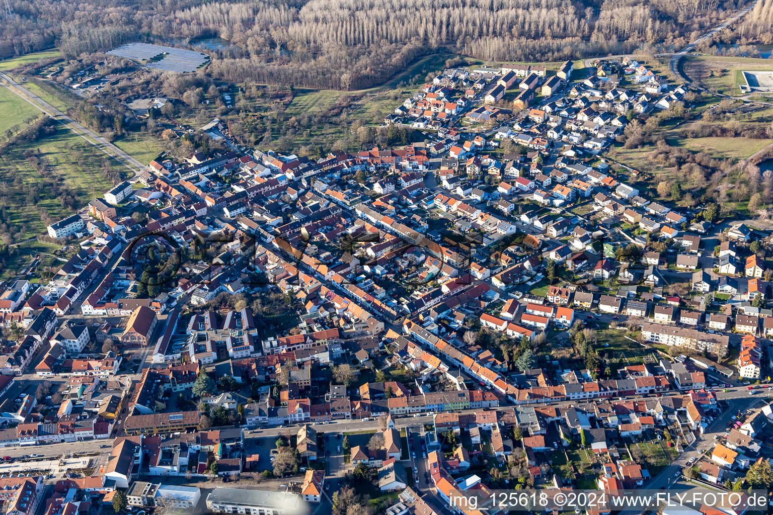 Philippsburg dans le département Bade-Wurtemberg, Allemagne vue d'en haut