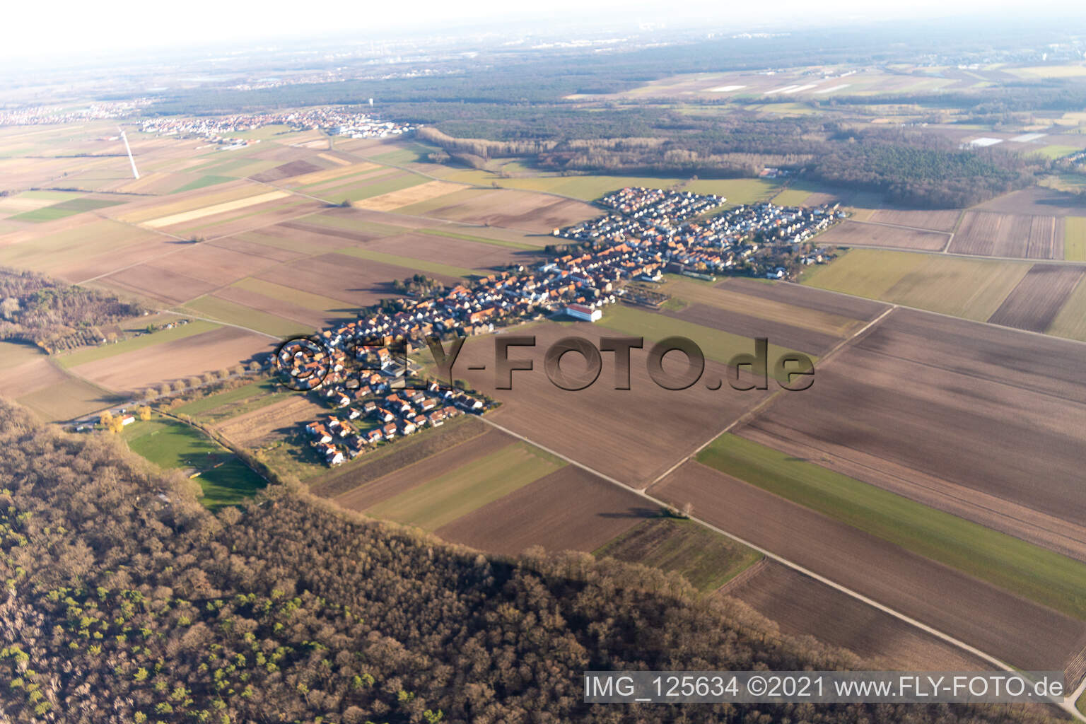 Quartier Hayna in Herxheim bei Landau dans le département Rhénanie-Palatinat, Allemagne du point de vue du drone