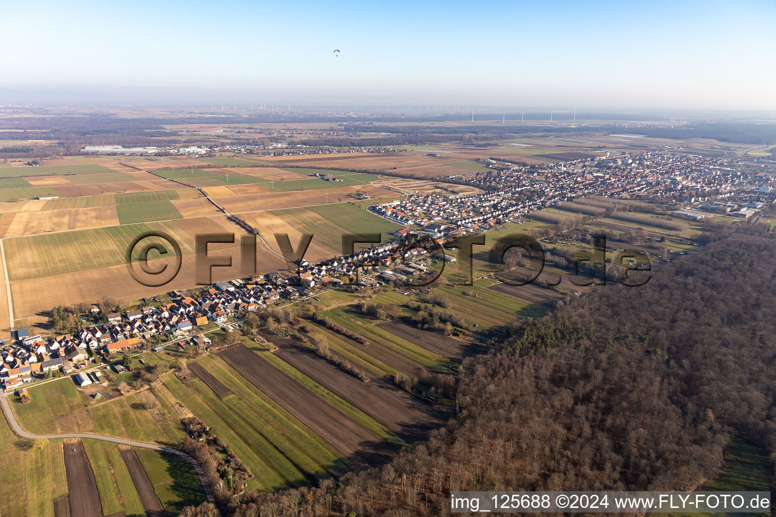 Kandel dans le département Rhénanie-Palatinat, Allemagne depuis l'avion